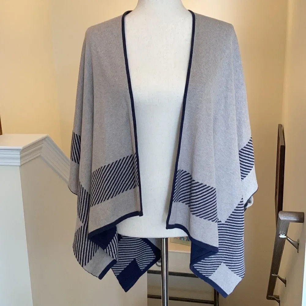 CABI Reversible Poncho Shawl Navy & Gray Sz M/L #3163 EUC
